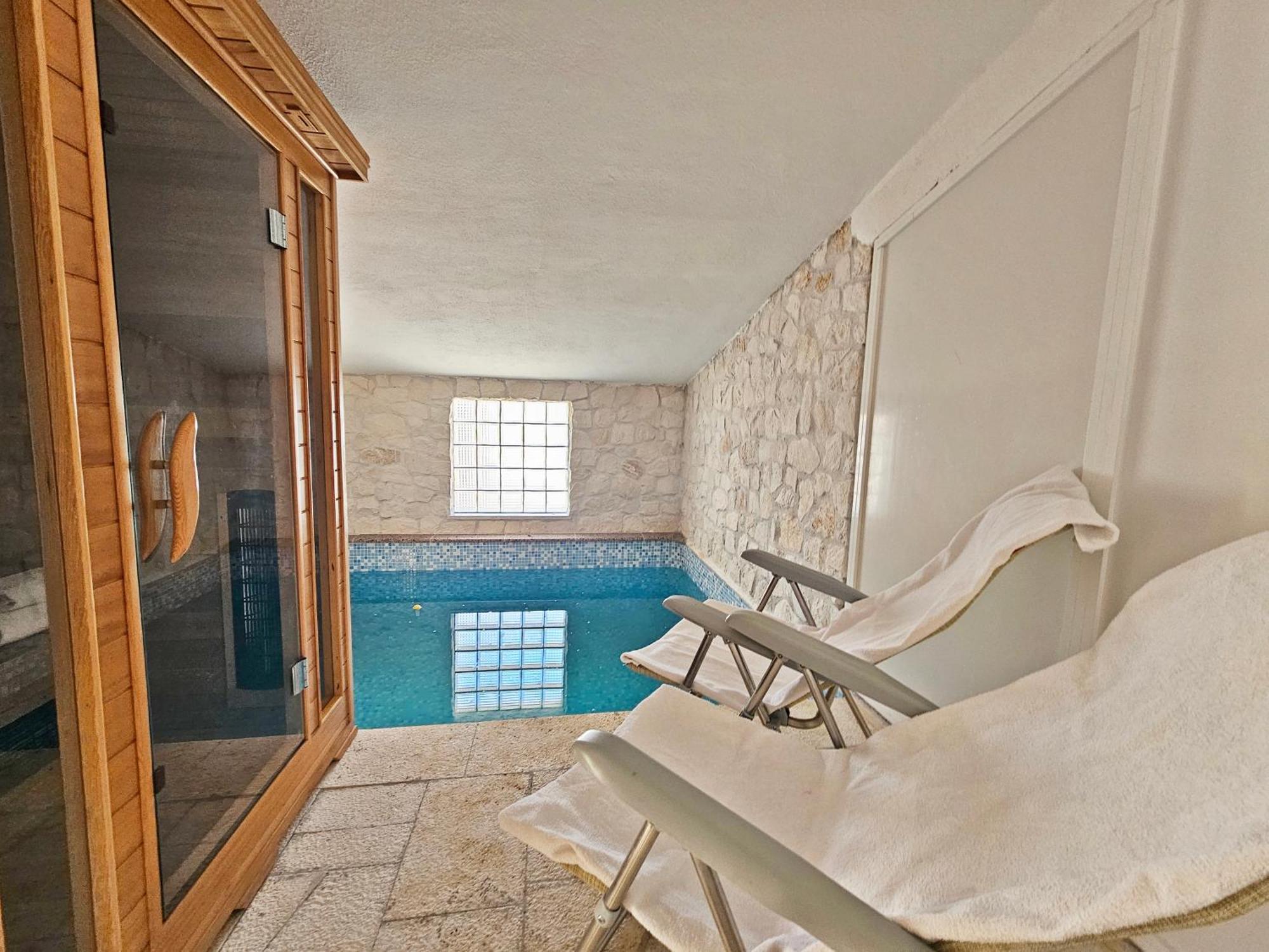 Flamingo - House With Private Pool Villa Gornji Seget Dış mekan fotoğraf
