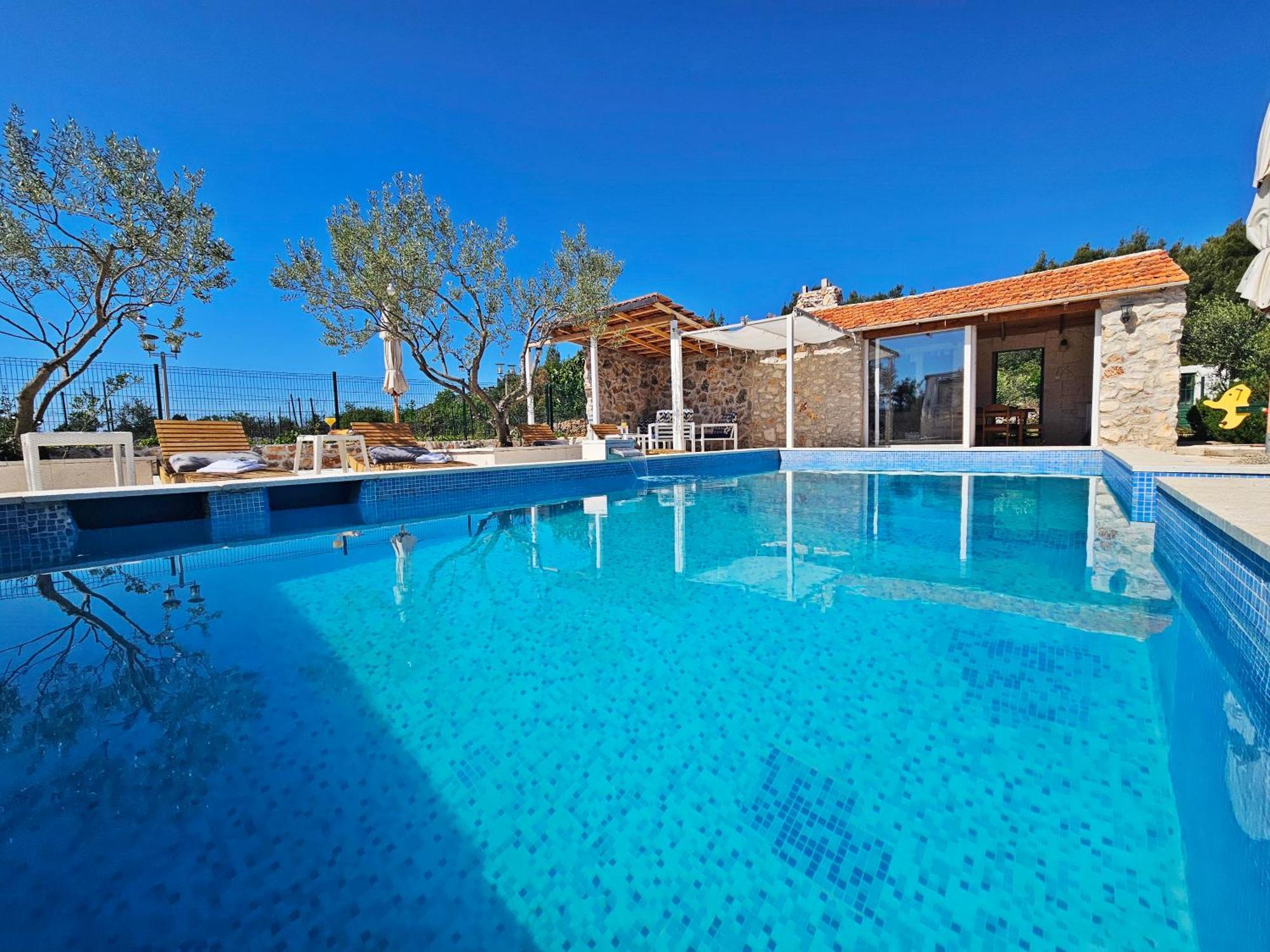 Flamingo - House With Private Pool Villa Gornji Seget Dış mekan fotoğraf