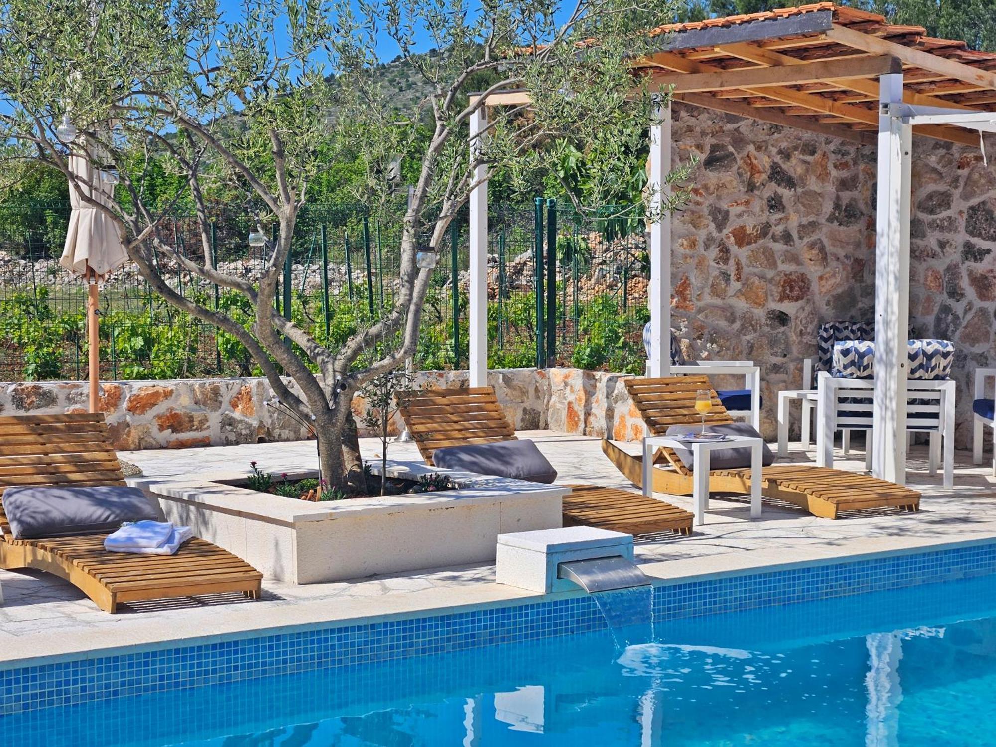 Flamingo - House With Private Pool Villa Gornji Seget Dış mekan fotoğraf
